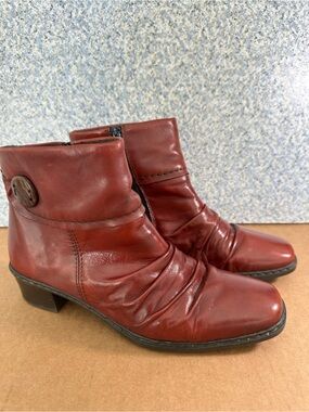 Rieker Kendra Red Leather Ruched Ankle Boots Sz 40 Crazy Good Condition!!